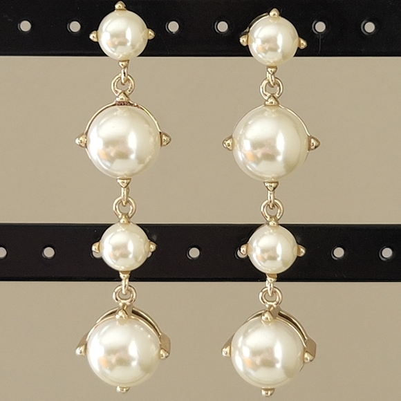 Banana Republic Jewelry - Banana Republic Gold Tone Faux Pearl Linear Earrings